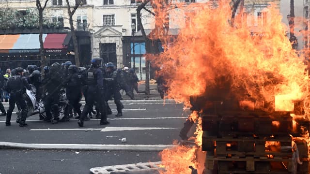 Incidents lors de la manifestation à Paris le 23 mars