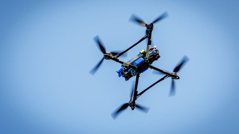 Face à la multiplication des vols suspects près d'infrastructures militaires ou sensibles, Orange lance une solution de détection anti-drones en France