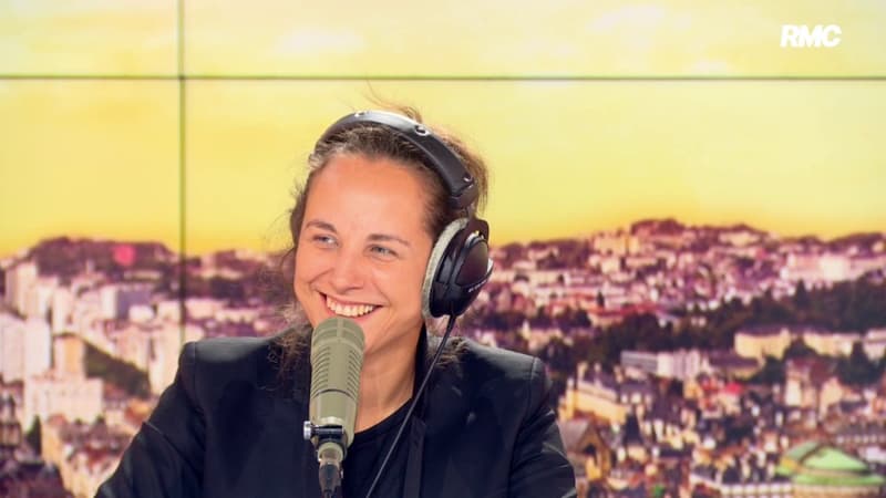 "On est tout le temps au téléphone": ces Français qui n'arrivent pas à décrocher en vacances