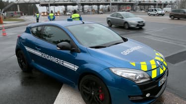 Les gendarmeries de Huelgoat (Finistère) et d'Uzel (Côtes-d'Armor), en Bretagne, ont été la cible de jets de cocktails molotov