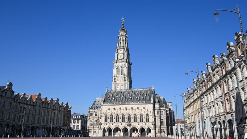 La place des Héros à Arras (Pas-de-Calais).