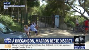 À Brégançon, les touristes et les commerçants attendent une sortie du Président