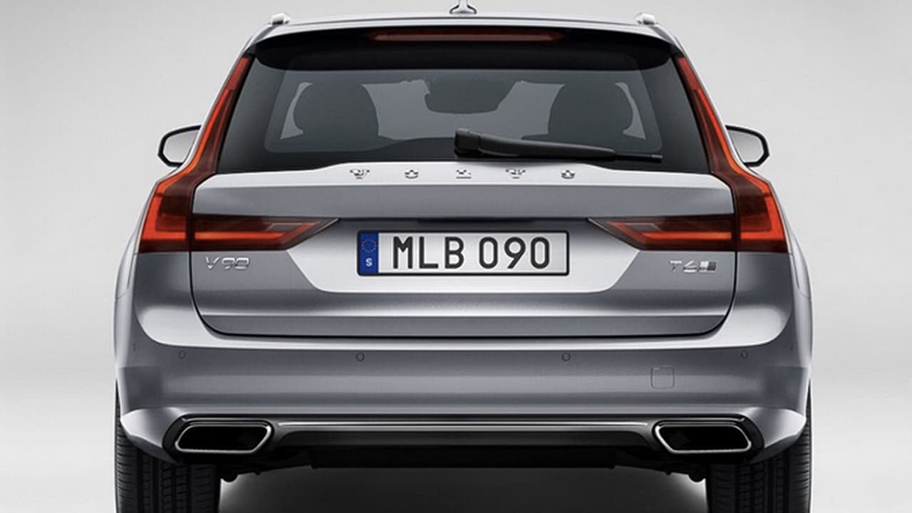 Le V90 sera disponible avec un puissant moteur hybride T8 de 407 chevaux. Ici en photo, le modèle avec moteur T6.