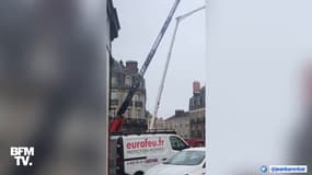 Les images de l'incendie en cours à la cathédrale de Nantes