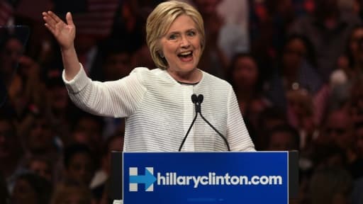 Hillary Clinton lors de
son discours de victoire, le 8 juin 2016 à Brooklyn Hillary Clinton lors de
son discours de victoire, le 8 juin 2016 à Brooklyn