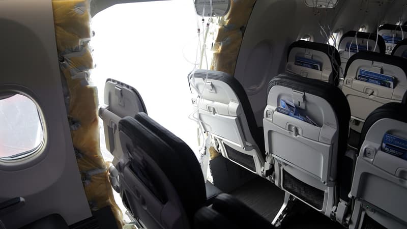 Porte arrachée d'un Boeing: un passager raconte avoir vécu un moment 