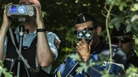 Des gendarmes en plein contrôle de vitesse - Image d’illustration