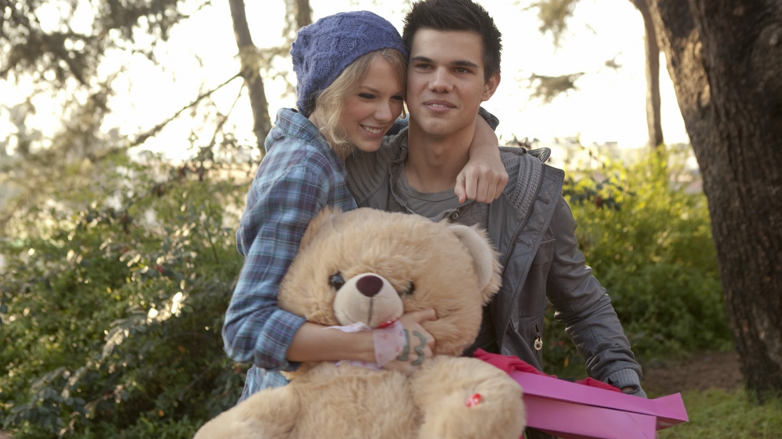 Taylor Swift et Taylor Lautner dans le film "Valentine's Day" Taylor Swift et Taylor Lautner dans le film "Valentine's Day"