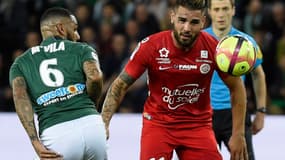 Yann M'Vila et Andy Delort