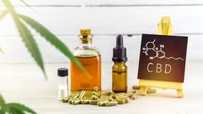 Calao commercialise sur son site marchand toutes sortes de produits contenant du CBD depuis les huiles aux fleurs. 