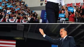 Dans la dernière ligne droite de la campagne présidentielle américaine, Barack Obama et Mitt Romney étaient vendredi en déplacement dans les États du Midwest susceptibles de faire la différence en faveur de l'un ou de l'autre la semaine prochaine, alors q