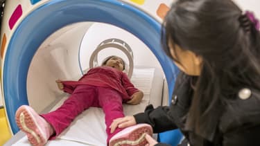 La Loi Mathys permet à un parent de rester avec son enfant gravement malade.