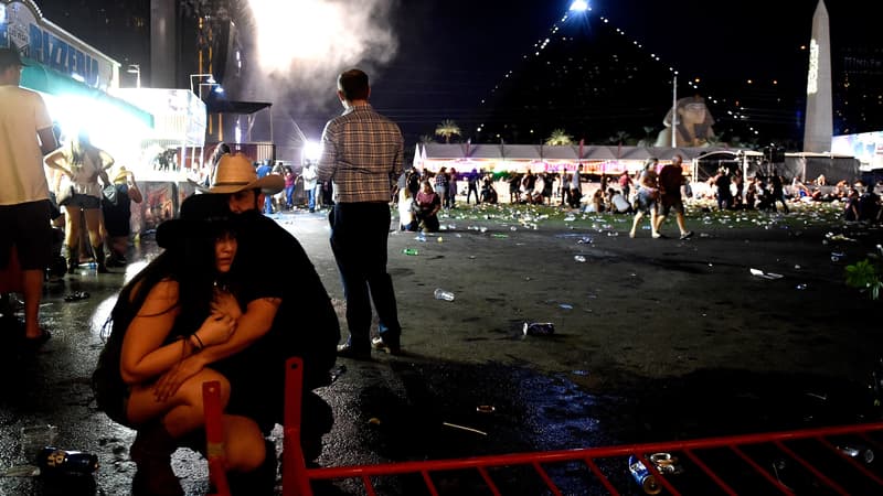 Une fusillade a ensanglanté Las Vegas, tard dimanche soir.