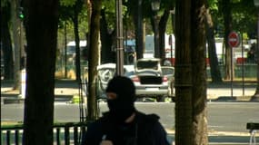 Fourgon de gendarmerie percuté sur les Champs-Élysées: la section antiterroriste du parquet saisie
