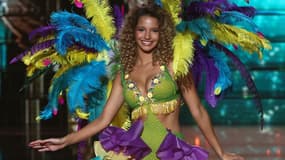 La Miss Nord-Pas-de-Calais 2024, Sabah Aib lors de l'élection Miss France 2025, le 14 décembre 2024 à l'Arena Futuroscope à Chasseneuil-du-Poitou.