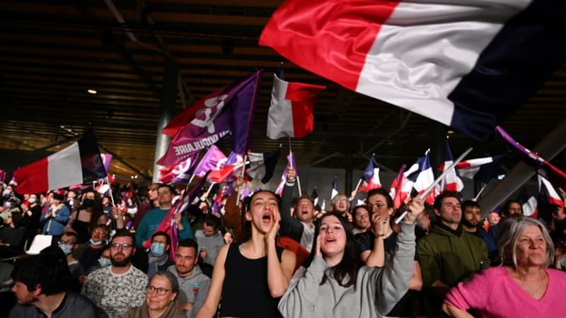 Présidentielle: le vote blanc domine chez les soutiens de Mélenchon, un tiers votera pour Macron