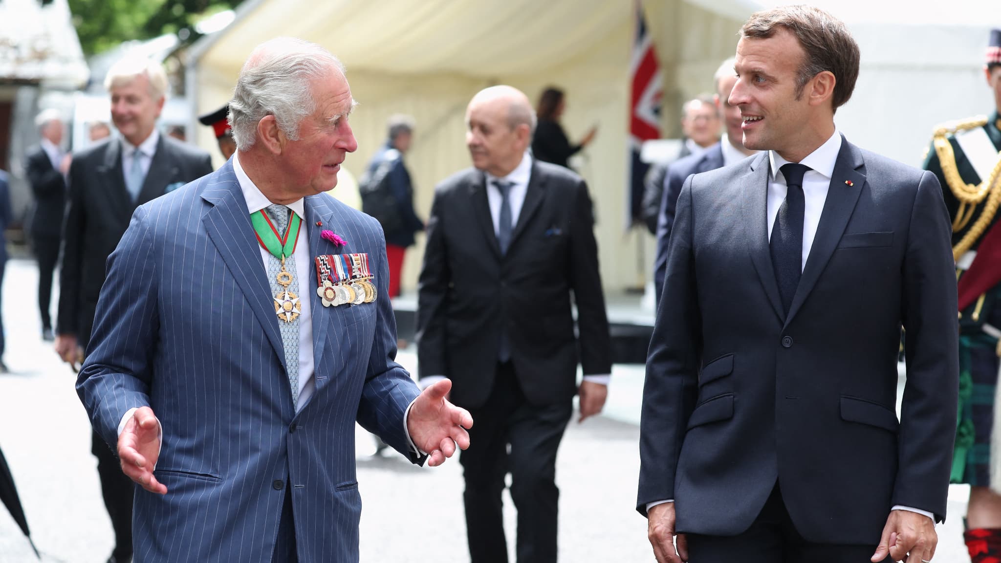 Le prince Charles et Emmanuel Macron le 18 juin 2020 à Londres pour célébrer l'appel du général de Gaulle. Le prince Charles et Emmanuel Macron le 18 juin 2020 à Londres pour célébrer l'appel du général de Gaulle.