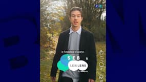 Le youtubeur Seb présente le dispositif Lexilens. 