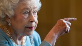 La reine Elizabeth II, le 5 février 2022 dans sa résidence de Sandringham House, à Norfolk