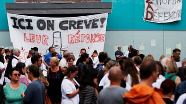 Les salariés de l'hôpital psychiatrique de Rouen mobilisés depuis le 22 mars dernier