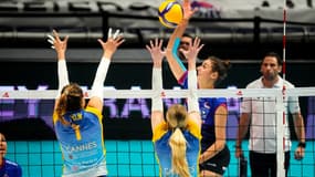 Amélie Rotar lors de la finale de la Coupe de France féminine de volley entre Béziers et Cannes, 1er avril 2023