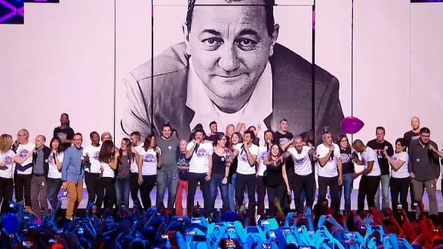 Les Enfoirés en concert à Toulouse, en janvier 2017