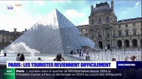 Paris: les touristes étrangers reviennent timidement dans la capitale