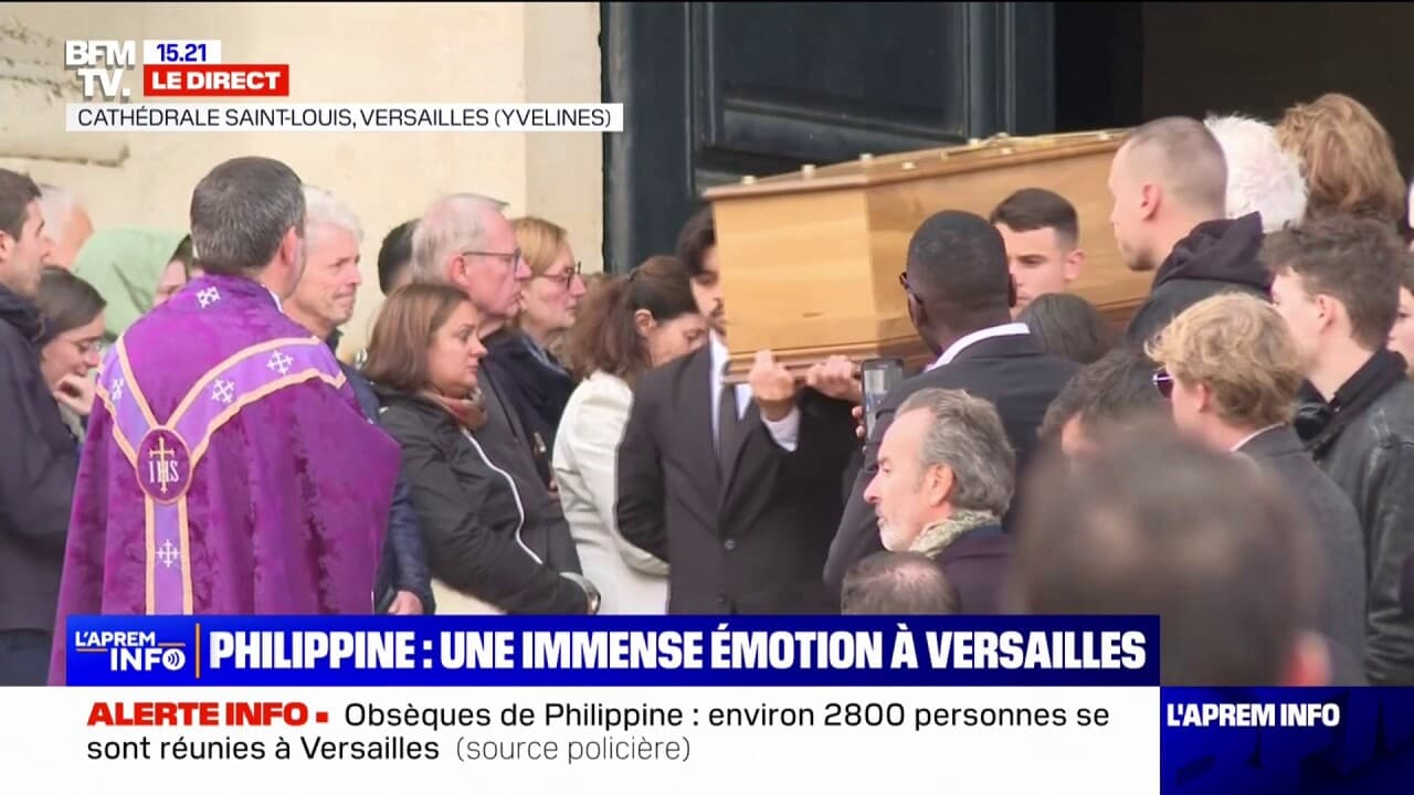 Obsèques de Philippine: le cercueil est transporté à l'extérieur de la cathédrale Saint-Louis de Versailles