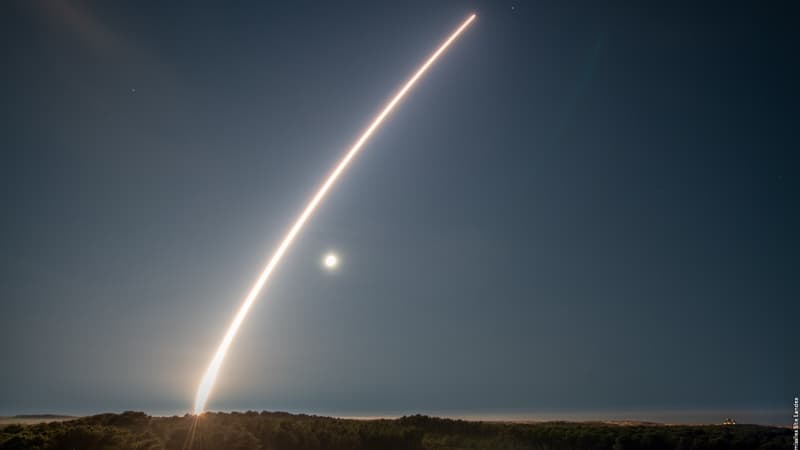 Le ministre Sébastien a annoncé l'essai "réussi" d'un missile balistique lancé ce samedi 18 novembre 2023.
