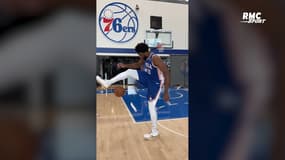 Jongles et tour du monde, Joël Embiid est aussi à l'aise ballon au pied