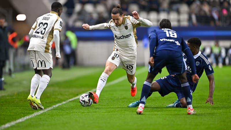 DIRECT. Paris FC-Lens: les Sang et Or touchent le poteau, les Parisiens souffrent