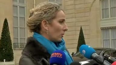 Delphine Batho à la sortie du conseil des ministres.
