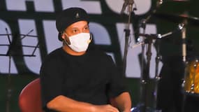 Ronaldinho se lance dans le trap