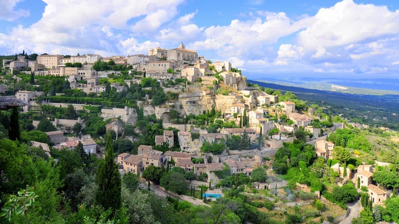 Les acheteurs en dollars et en franc suisse reviennent sur le marché immobilier de luxe en France, et jettent notamment leur dévolu sur la Provence. 