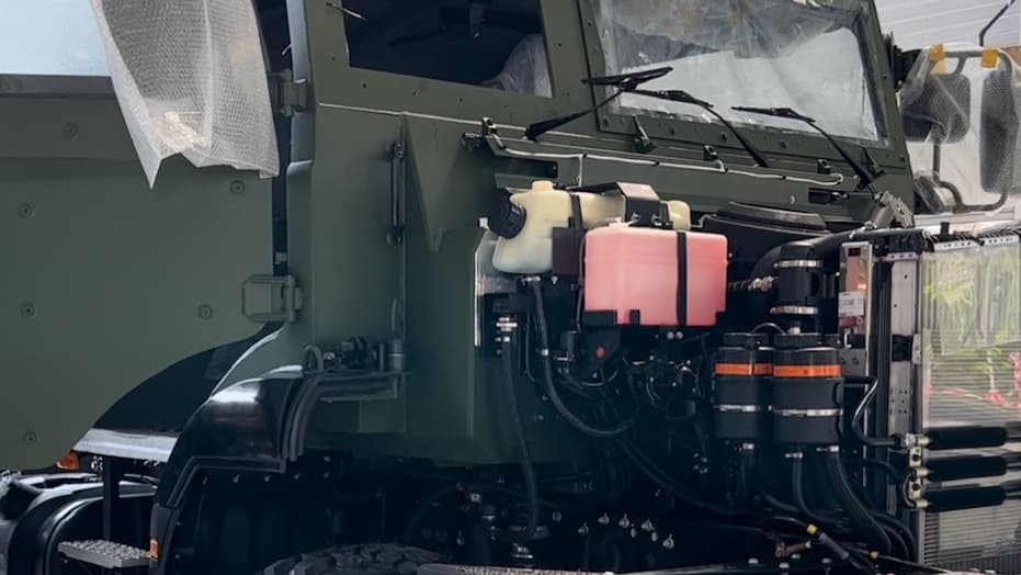 Un camion Caesar presque prêt à être armé