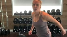 Scarlettt Johansson dans la vidéo de Zoë Bell #bossbitchchallenge.