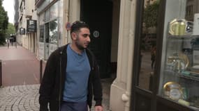 Mendel, habitant de confession juive de Saint-Mandé, souhaite repartir en Israël.