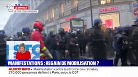 Manifestation contre les retraites: 370.000 personnes défilent à Paris, selon la CGT