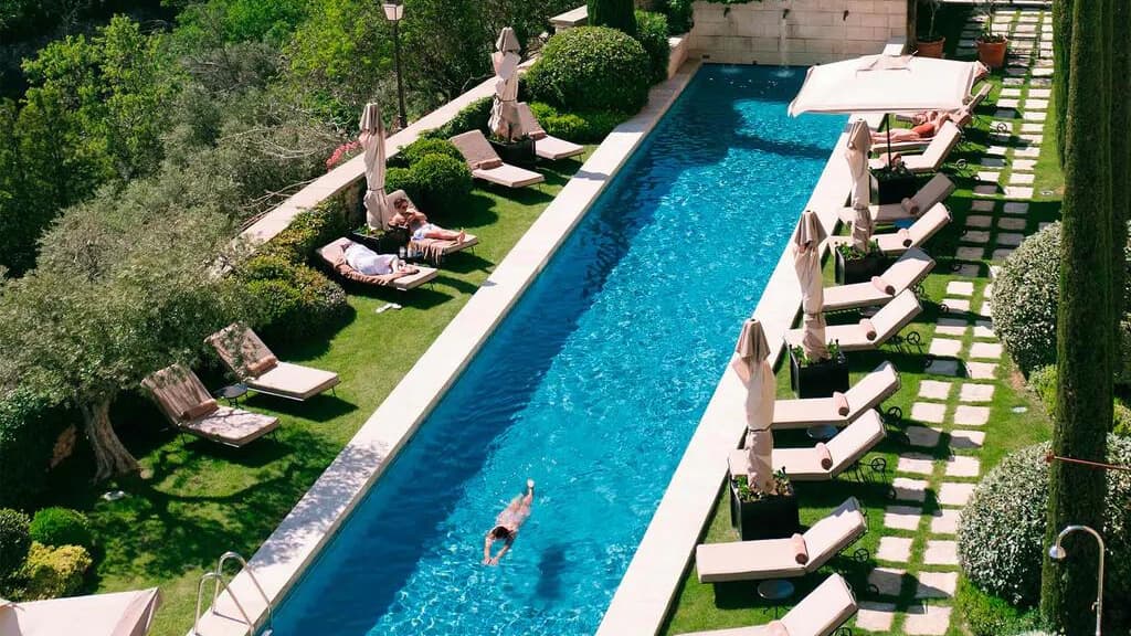 Airelles Gordes, La Bastide.