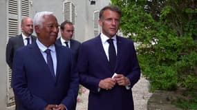 Le président de la République Emmanuel Macron et le président du Conseil européen Antonio Costa le 13 août 2025 à Brégançon (Var).