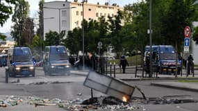 Affrontements dans le quartier des Grésilles, à Dijon, le lundi 15 juin 2020.
