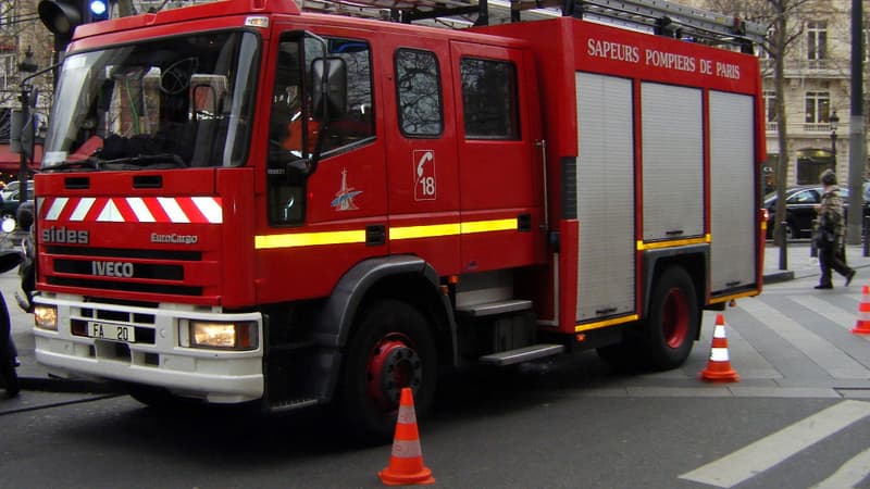 Les pompiers ont été appelés vers 06h30 pour lutter contre les flammes dans un immeuble du 15e arrondissement de Paris