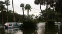 L'ouragan Ian a violemment frappé la Floride jeudi faisant au moins 12 morts