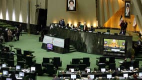 Des députés iraniens assistent à une session parlementaire, le 1er mars 2016, à Téhéran. 