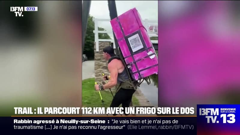 Il parcourt 112km avec un frigo sur le dos en l'honneur de sa femme décédée