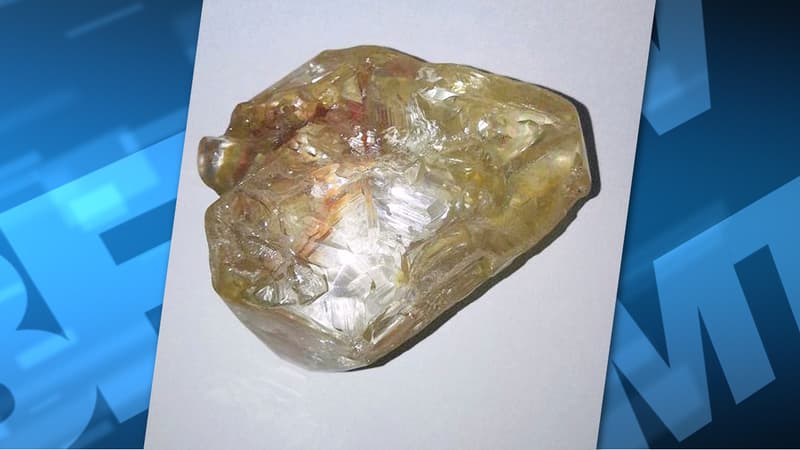 Un diamant de 706 carats a été découvert en Sierra Leone. 