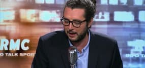 Vu sur les réseaux sociaux: "Macron n'est pas socialiste, Sarkozy est candidat, on va bientôt apprendre que Juppé est chauve!"