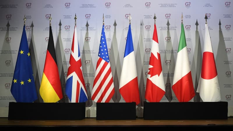 Le G7 regroupe les Etats-Unis, le Japon, le Royaume-Uni, l'Allemagne, la France, l'Italie et le Canada, ainsi que l'Union européenne.