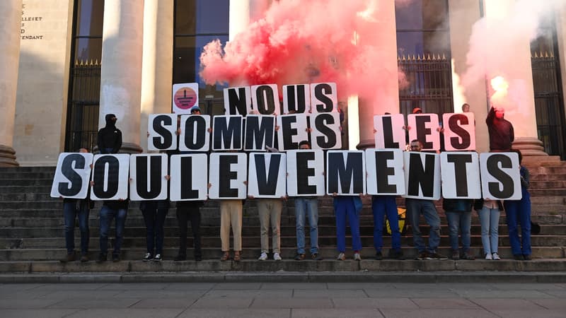 Un rassemblement organisé pour protester contre la procédure de dissolution de "Soulèvements de la Terre", à Nantes (Loire-Atlantique) le 19 avril 2023.