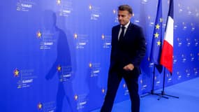 Emmanuel Macron après une conférence de presse en Albanie le 16 mai 2025